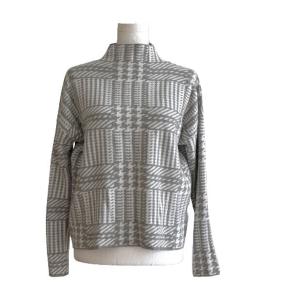 Max Studio Gray White Houndstooth Mock Neck Boxy Pullover Sweater Size Small - Picture 1 of 10